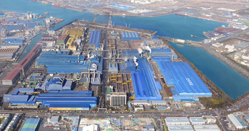 南韓現代製鐵仁川工廠發生工安事故，造成1人無心跳、5人重傷。（圖擷自現代製鐵官網）