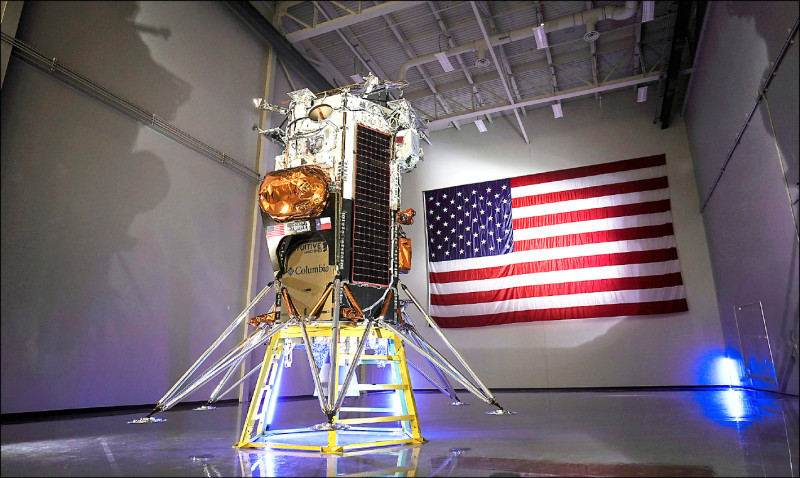 SpaceX的猎鹰九号火箭15日搭载私人公司「直觉机器」研发的Nova-C登月艇奥德赛号发射升空。（美联社）(photo:LTN)