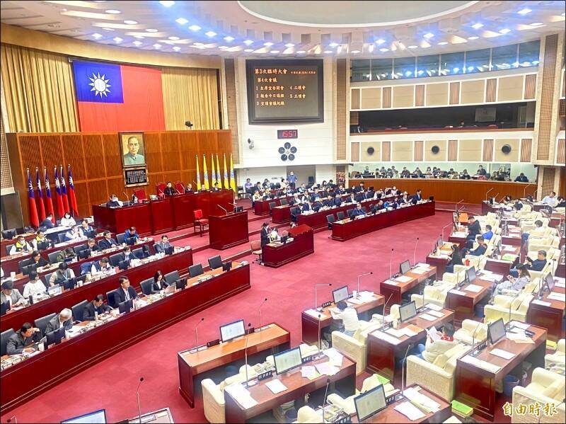 民進黨台北市議會黨團20位議員今（15日）連署召開臨時會，要求蔣萬安市長率台北市政府相關局處到議會進行專案報告。（資料照）