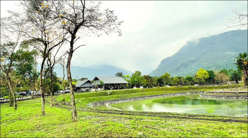 花東縱管處規劃花蓮鳳林遊憩區轉型為露營園區，現已完成第一期露營區設施，預計10月試辦大型露營活動，吸引廠商投資。（花東縱管處提供）