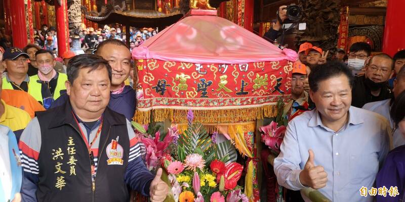 白沙屯媽祖鑾轎駐駕鎮瀾宮。（記者張軒哲攝）