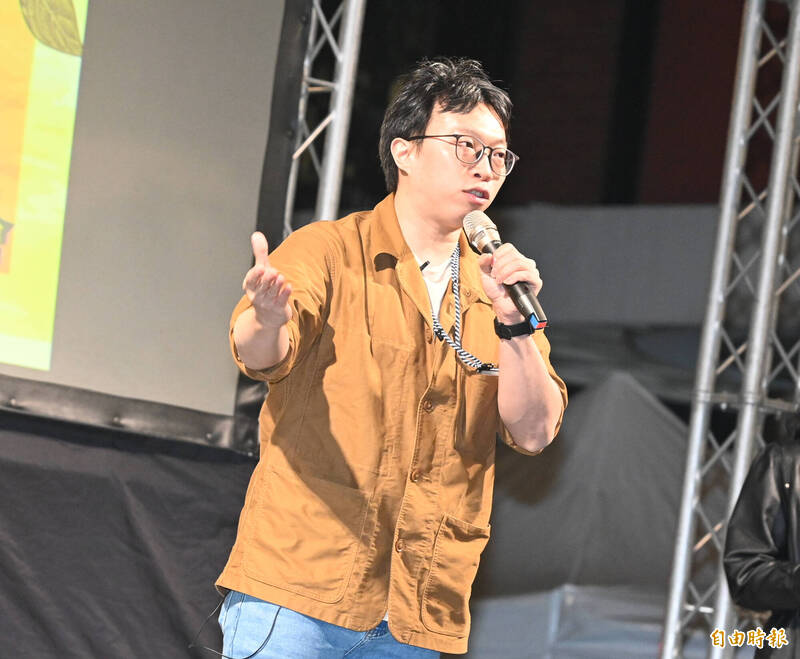 太陽花十週年活動在立法院外舉行,魏揚。(記者王藝菘攝)
太陽花十週年活動在立法院外舉行,魏揚。(記者王藝菘攝)