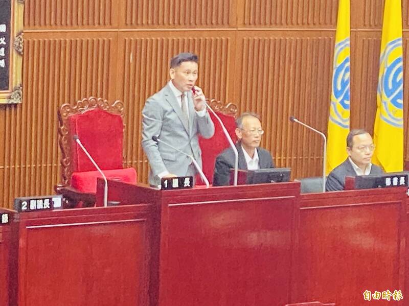 台北市议会订于今天开临时会讨论是否开「剀剀案」专案报告，国民党籍的议长戴钖钦作为主席，一度与底下在野党议员吵架。（记者杨心慧摄）(photo:LTN)