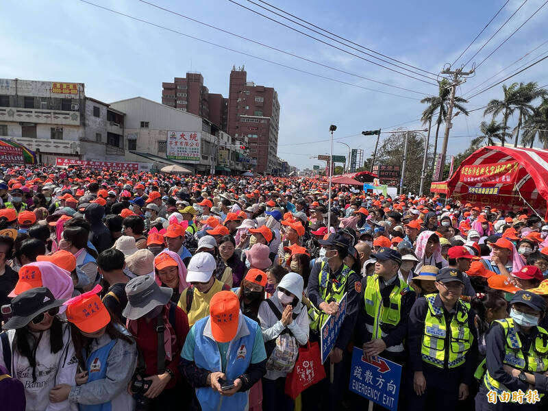 創紀錄！白沙屯媽祖到北港，湧入超過20萬人。（記者黃淑莉攝）