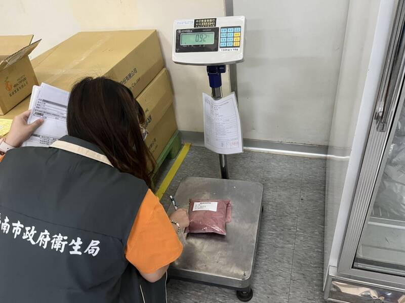 小林製藥紅麴事件 南市3業者自主通報、下架回收