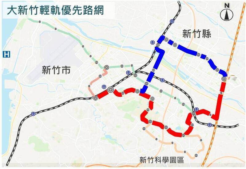 新竹市府日前參加交通部鐵路局召開的會議，主動表達大新竹輕軌可由竹市主政整合做可行性研究報告，市府預計明年初提報交通部可行性評估報告。圖中紅線為新竹市，藍線行經竹北市。（新竹市府提供）