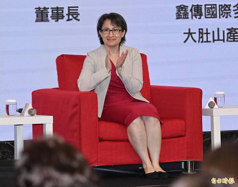 副總統當選人蕭美琴10日出席2024台灣女力論壇，以女性觀點分享「戰貓」從政經歷。（記者張嘉明攝）