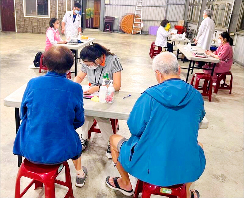 台北市士林區溪山里因自設水源接用山泉水大腸桿菌群超標，多位居民連日出現上吐下瀉。（北水處提供）