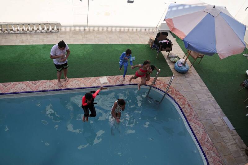 巴西一对新人14日在婚礼泳池派对上竟发生惊悚意外，新娘在泳池边跳舞时意外失足跌入泳池溺毙。泳池示意图。（路透）(photo:LTN)