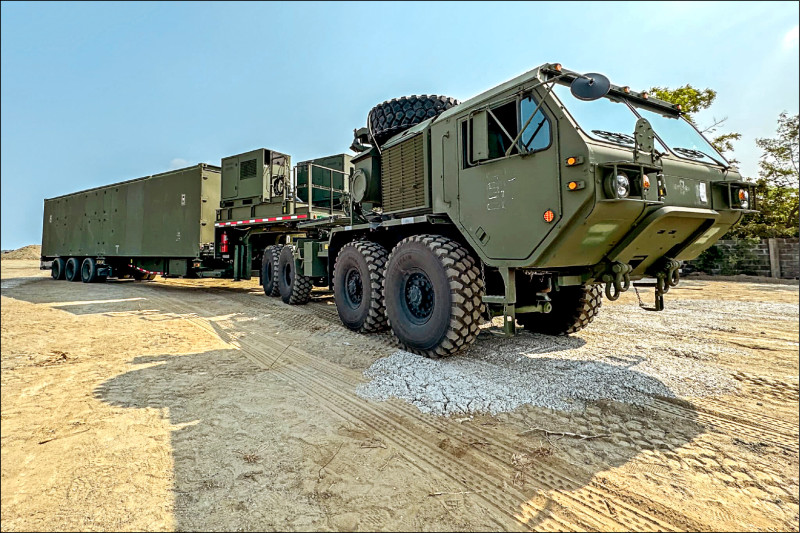 美國首度在第一島鏈部署可搭載戰斧和SM-6飛彈的「泰風」（堤豐）陸基飛彈系統，落腳於菲律賓北部呂宋島某基地，距離台灣僅約320公里。（取自美國海軍新聞網）