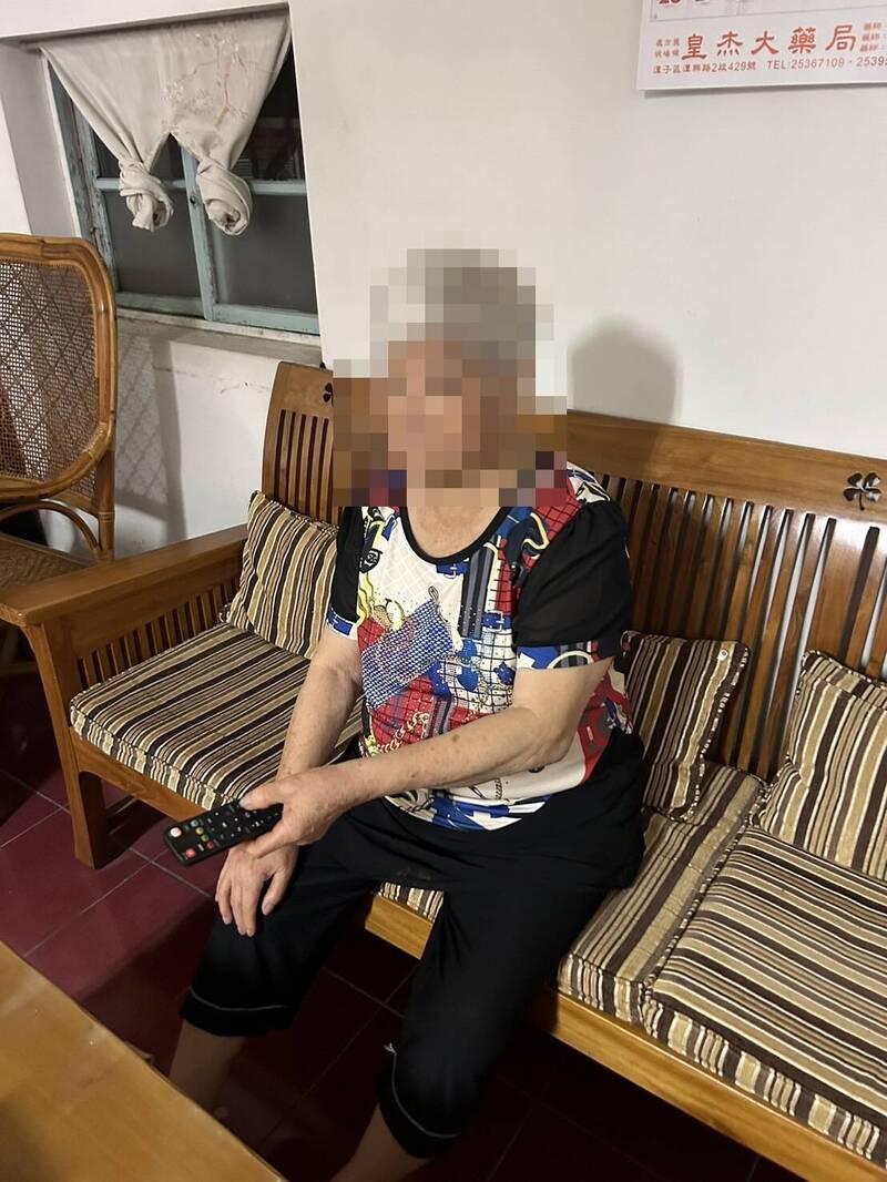 81歲失智呂婦半夜離家，警方獲報20分鐘就找到人。（民眾提供）