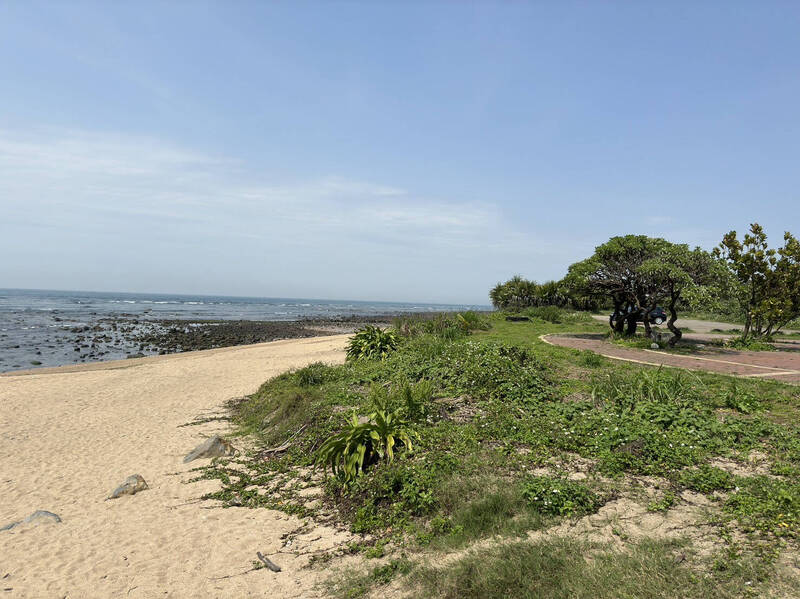 港邊高台讓民眾能遠眺海岸。（新北漁業處提供）