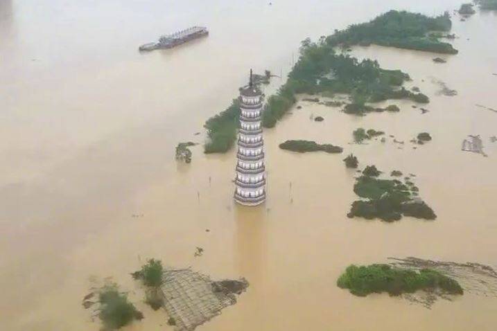 廣東連日暴雨引發百年來第2大洪水