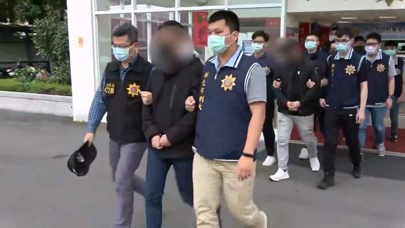 警方將詹男與其集團共75人移送法辦。（記者徐聖倫翻攝）