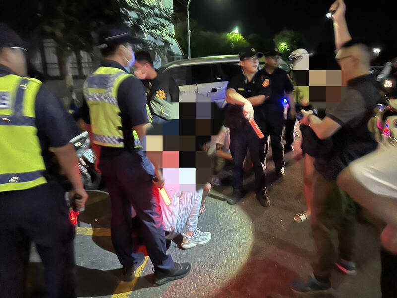 [新聞] 台南「麻豆香」爆轎班鬥毆4傷 動手打人6人法辦