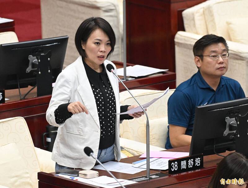 台智光堅持費率還想收利息,台北市議員簡舒培算出今年5%利息為281萬2998元,市府每月要支付的利息為31萬2555元。(資料照)
台智光堅持費率還想收利息,台北市議員簡舒培算出今年5%利息為281萬2998元,市府每月要支付的利息為31萬2555元。(資料照)