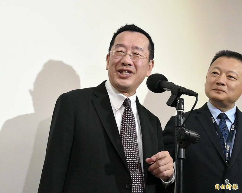 顧立雄:共軍進入12浬領空領海 可下令國軍行使自衛權 - 政治 - 自由時報電子報