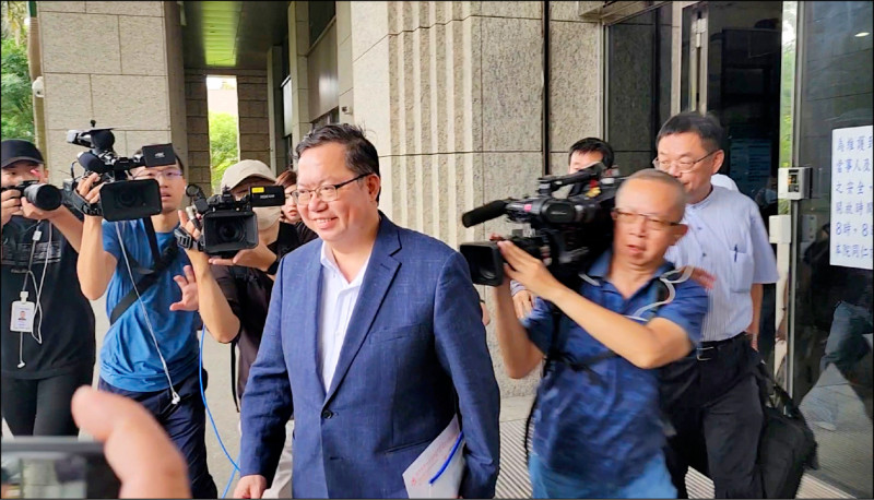 涉土地開發案 鄭文燦請辭海基會董事長