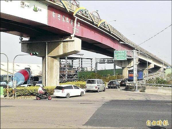 爭取機車族上德照橋（圖），苗栗工務段將先評估安全性。（資料照）