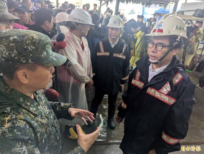 高雄市長陳其邁透露台中市長盧秀燕致電給他，要來幫高雄救災。（記者黃佳琳攝）