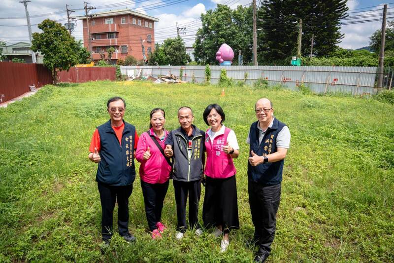 配合三鶯二橋工程拆除 新北樹林西園市民活動中心重建動土