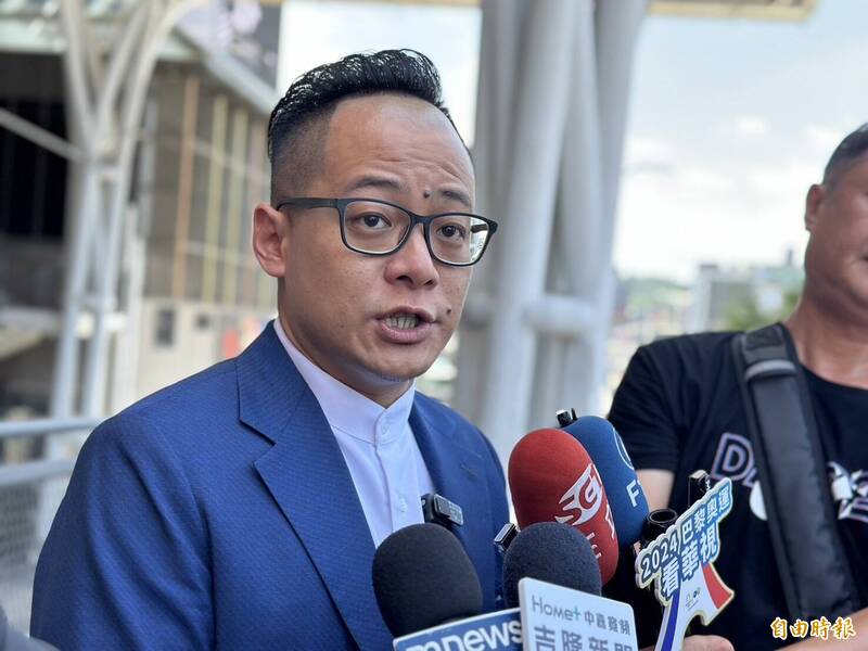童子瑋認為國民黨在他家旁宣講聯訪有被霸凌感覺。(記者盧賢秀攝) 童子瑋認為國民黨在他家旁宣講聯訪有被霸凌感覺。(記者盧賢秀攝)
