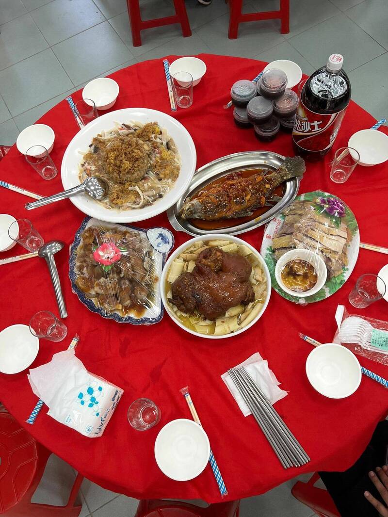 橫山鄉沙坑地區的客家料理色香味俱全。 (新竹縣政府提供) 橫山鄉沙坑地區的客家料理色香味俱全。 (新竹縣政府提供)