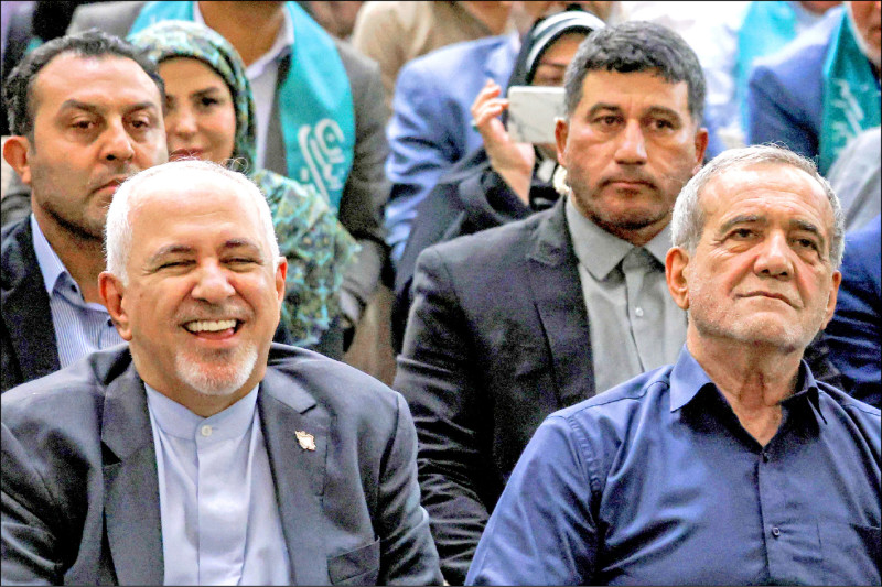 不滿新內閣人事 伊朗副總統上任12天閃辭