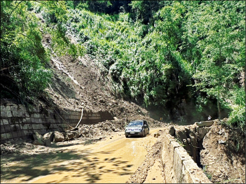 《走山大崩坍》新中橫往塔塔加 擬闢建明隧道