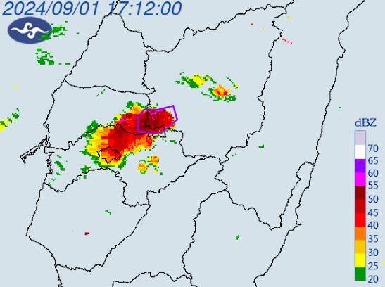 氣象署針對南投竹山鎮、鹿谷鄉和雲林縣斗六市、古坑鄉發布大雷雨即時訊息。（圖擷自中央氣象署）