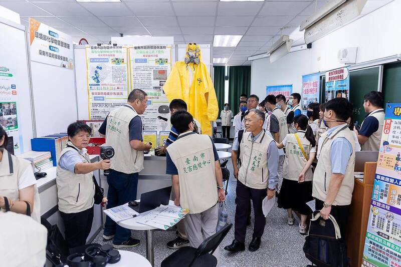 中央災害防救會報今年度災害防救業務訪評，6日在國立高雄大學舉行（台南市府提供）