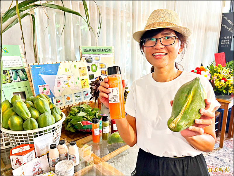 雲林女孩林曉慧把醜蔬果變成營養滿分的蔬果汁，9月下旬將帶著雲林在地蔬果環島食農教育，讓大家減少食物浪費。（記者黃淑莉攝）