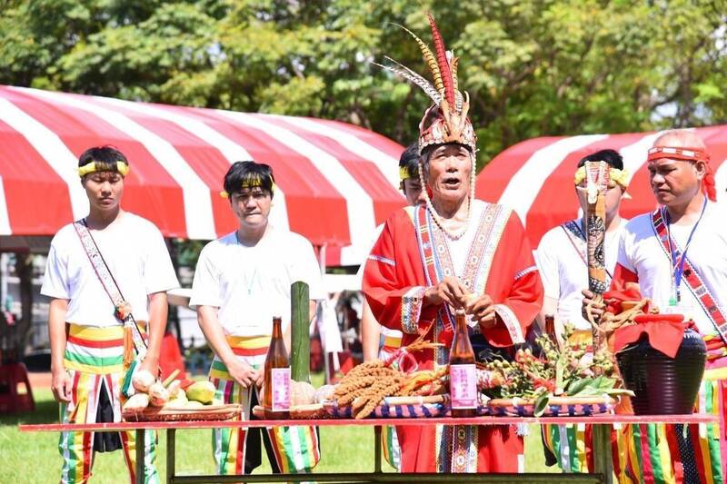 中和區公所今天在錦和運動公園舉辦「原住民族歲時祭儀」。（中和區公所提供）