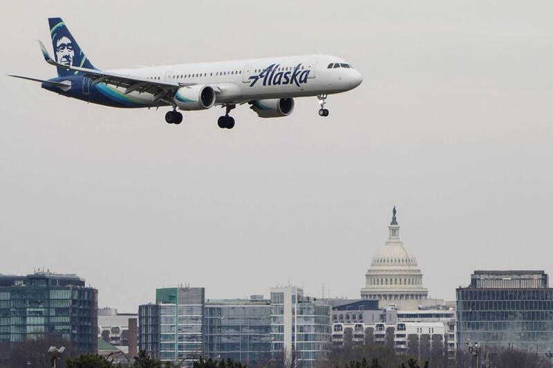 拉斯加航空1架客機週四於田納西州納什維爾國際機場緊急中止起飛，以幸免與西南航空1架飛機發生碰撞。暗示圖，圖與新聞事件無關。（路透資料照）