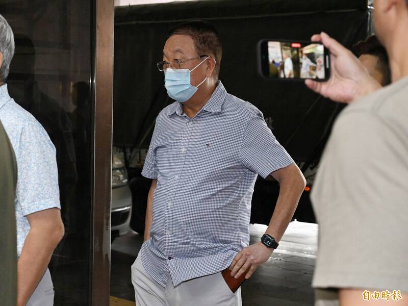 京华城案检廉今(8日)传唤10名证人,下午2时移交北检复讯。(记者陈逸宽摄) 京华城案检廉今(8日)传唤10名证人,下午2时移交北检复讯。(记者陈逸宽摄)