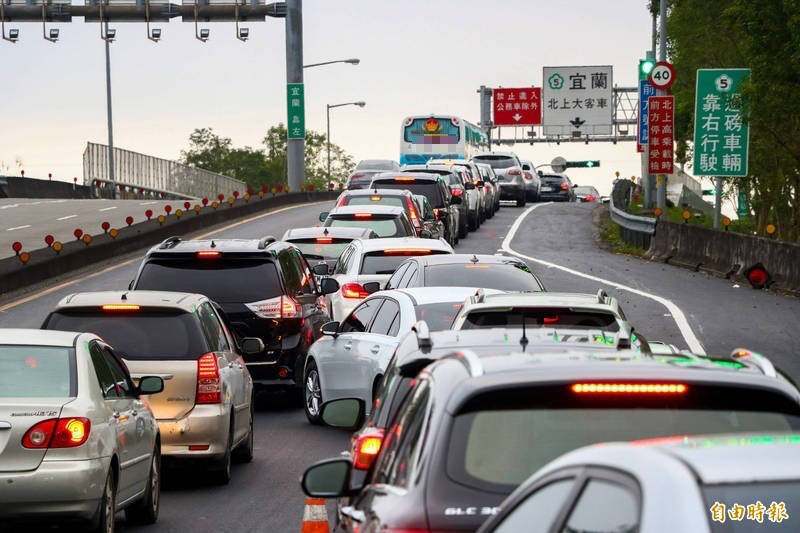 國道五號頭城交流道北上車潮示意圖。（資料照）