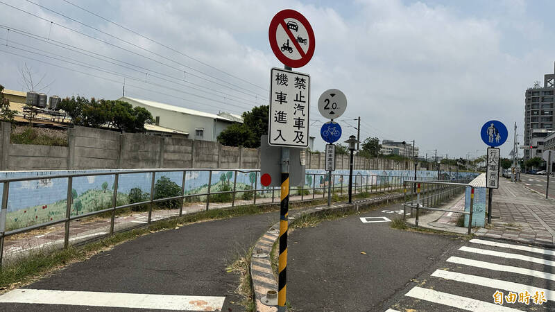 台南永康東橋一路自行車專用道今年迄今已開出511張罰單，是否開放機車通行，近期將會勘。（記者劉婉君攝）