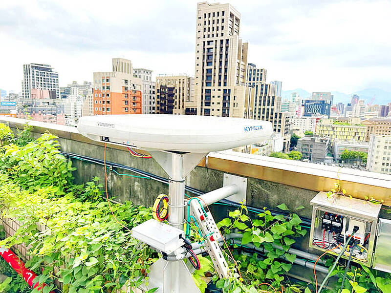 
OneWeb low Earth orbit satellite terminal equipment on the rooftop terrace of the Ministry of Digital Affairs building in Taipei is pictured in an undated photograph.
Photo: CNA