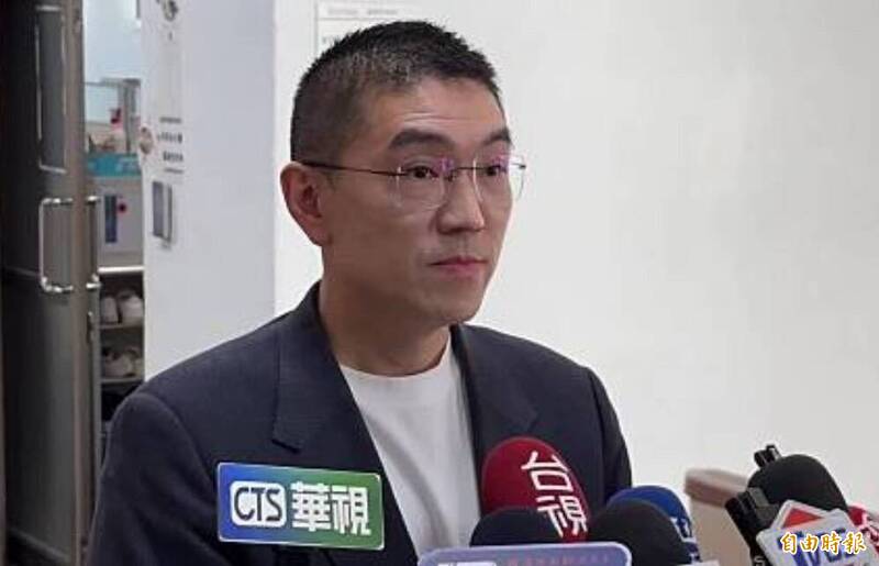 基隆市長謝國樑表示，家族企業的確跟民眾黨有往來，但沒辦法就細節證實或否認，如果他被要求前往北檢說明，會正面積極的全力配合。（記者羅國嘉攝）