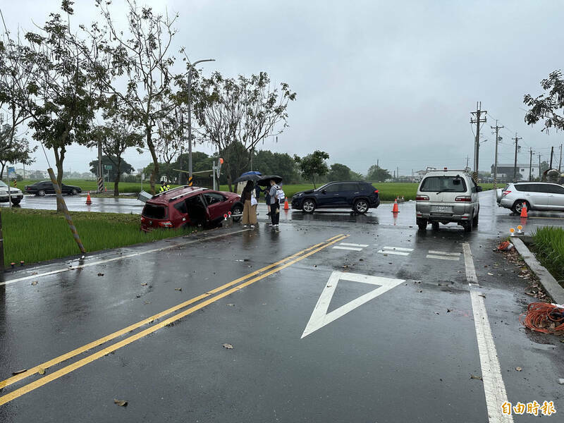 宜蘭縣去年死傷車禍共8455件，其中在無號誌路口發生的事故比例高達7成。（資料照）