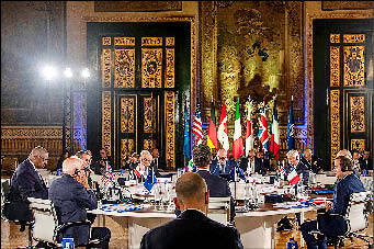 
Italian Minister of Defense Guido Crosetto, back row, center, speaks during a morning roundtable as part of the G7 defense ministers summit in Naples, Italy, on Saturday.
Photo: Massimiliano De Giorgi / Italian Ministry of Defense / AFP