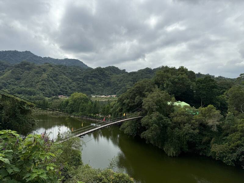 明德水庫自行車暨環湖步道盼擴充提升觀光，客委會表示研議辦理。（邱鎮軍國會辦公室提供）