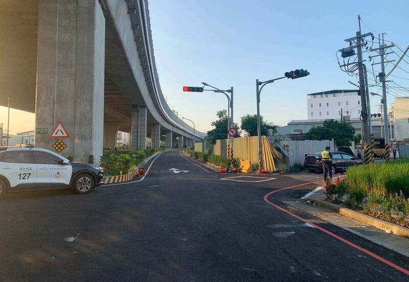 台中朝陽科大航空機械系大四張姓男大生，畢業後即將成為飛機修護工程師，沒想到為閃避違規車輛，失控撞分隔島、電線桿喪命。（民眾提供）