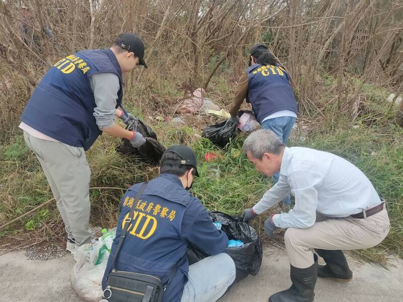 澎湖地检署主动出击，查缉澎湖县非法倾倒垃圾处所。（澎湖地检署提供）