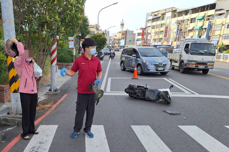 [新聞] 台南87歲翁車禍做筆錄 開車離開警所又撞2