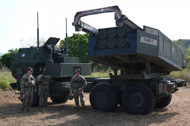 美軍「海馬斯」多管火箭系統。（法新社檔案照）