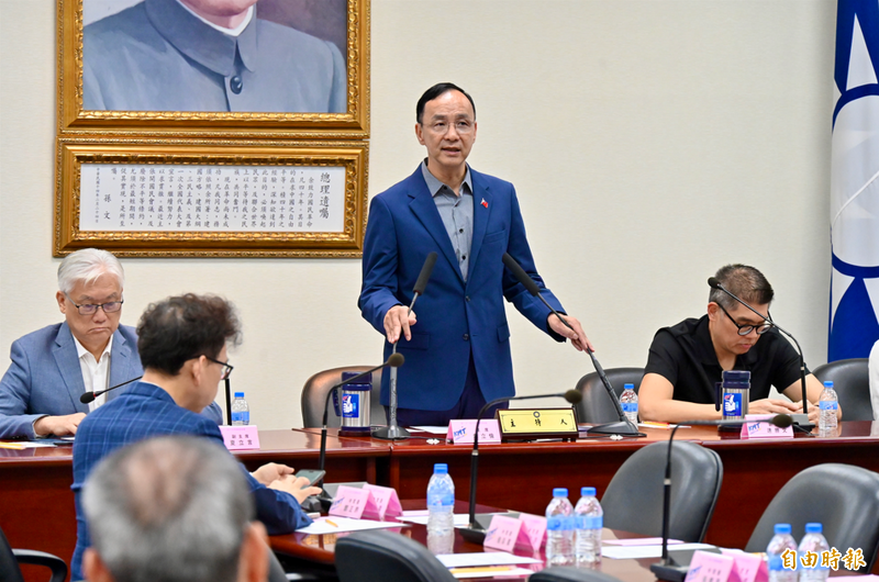 國民黨主席朱立倫與藍營縣市首長主張重修「財政收支劃分法」。（資料照）
