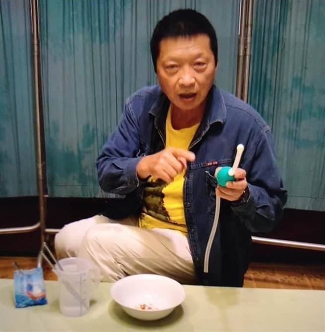 医师黄源甫被控前年参选新竹市长时，透过鼻腔冲洗器进行贿选；最高法院维持历审见解，给予缓刑5年机会。（资料照，撷取自黄源甫脸书粉专）