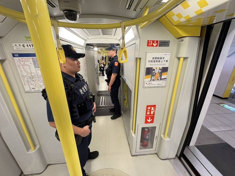 新北市警察局澄清，早已成立專責捷運警察隊，近期也會提升巡邏密度。（新北市警察局提供）