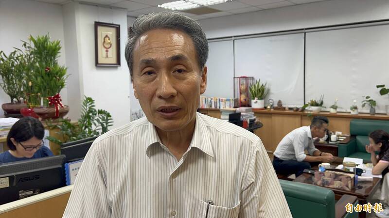 雲林某國小發生家長衝進校園打學童事件，縣府教育處長邱孝文表示，校方第一時間通報縣府及通知家長，教育處現協助學校針對學生個別及團體輔導。（記者黃淑莉攝）